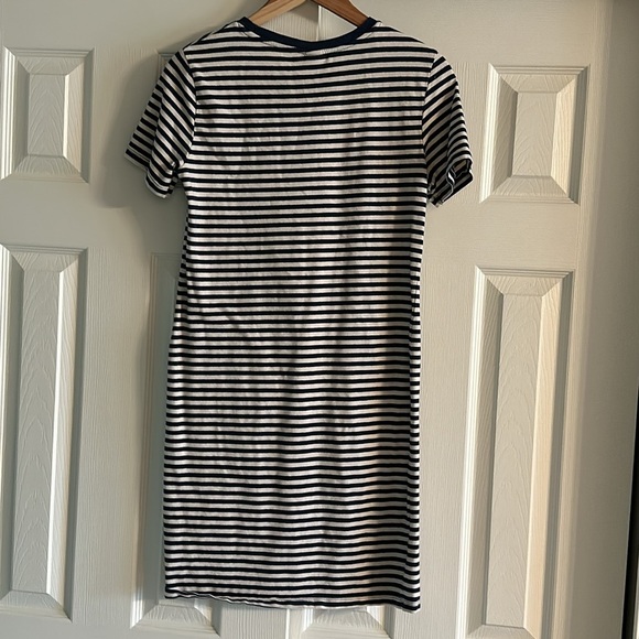 H&M Basic Striped Dress! - Picture 2 of 7